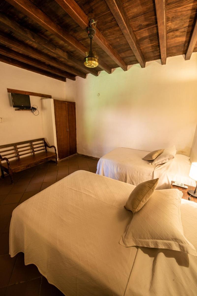 Bed and Breakfast La Casa Amarilla Mompox Exterior foto