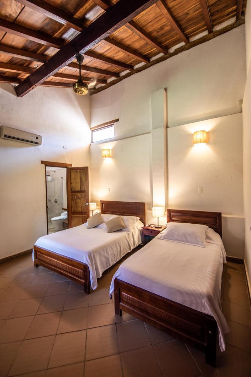 Bed and Breakfast La Casa Amarilla Mompox Exterior foto